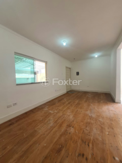 Image 4 - 1003788