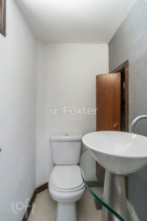 Image 41 - 1003799