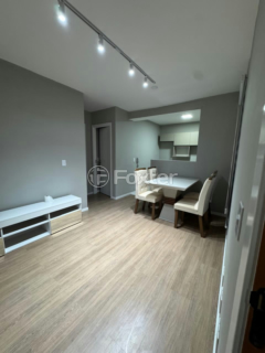 Image 22 - 1003834