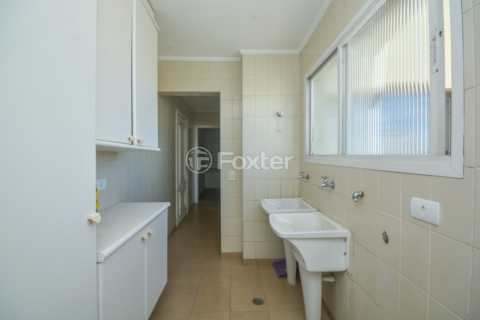 Image 41 - 1003934