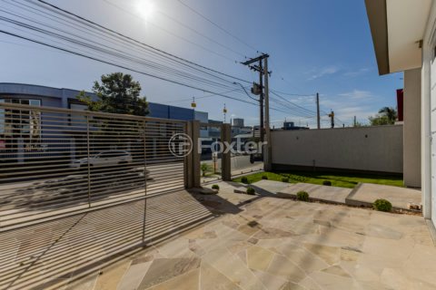Image 68 - 1003968
