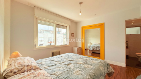 Image 9 - 1003985