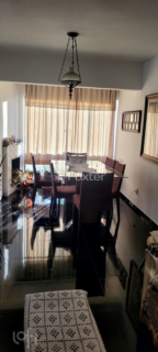 Image 4 - 1004039