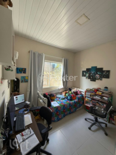Image 2 - 1004052