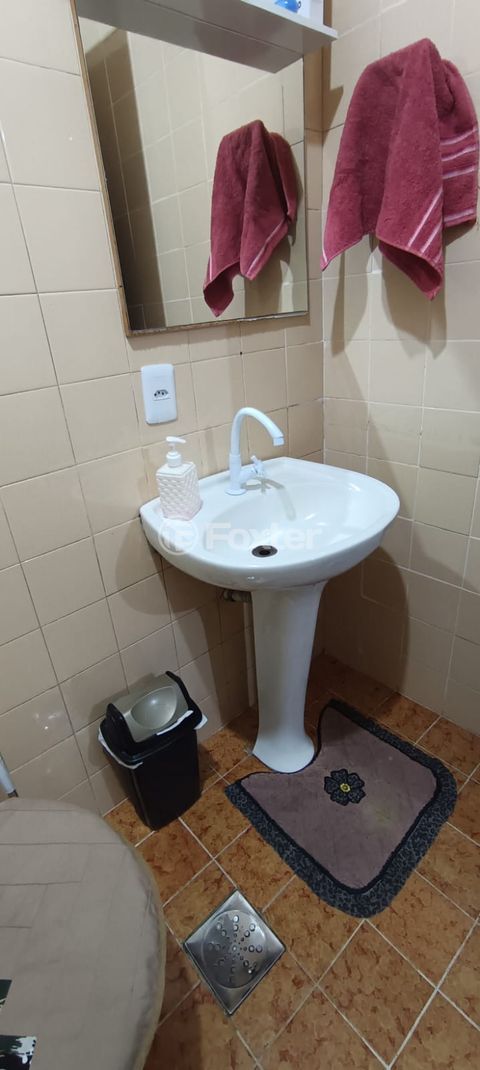 Image 3 - 1004055