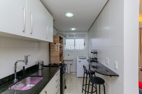 Image 11 - 1004142