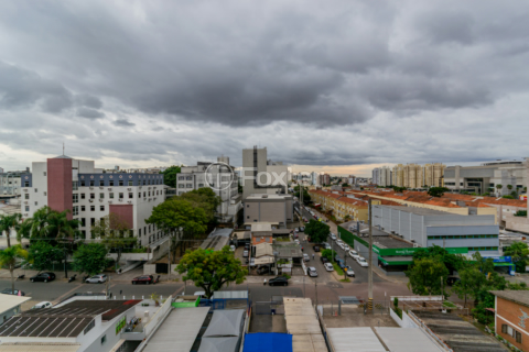 Image 26 - 1004142