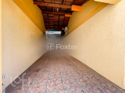 Image 52 - 1004158
