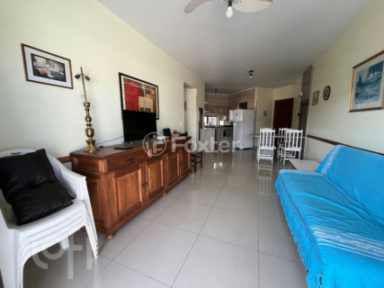 Image 11 - 1004160