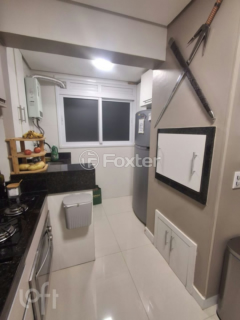 Image 4 - 1004161