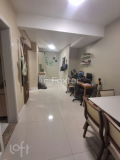 Image 1 - 1004161