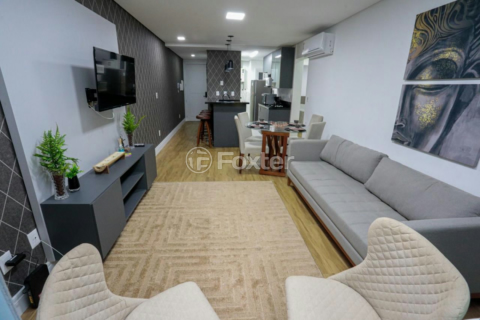 Image 1 - 1004332
