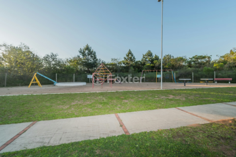Image 4 - 1004334