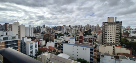 Image 4 - 1004335