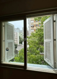 Image 7 - 1004351