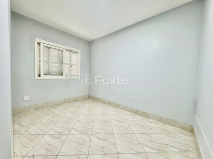 Image 4 - 1004410