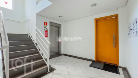 Image 4 - 1004416