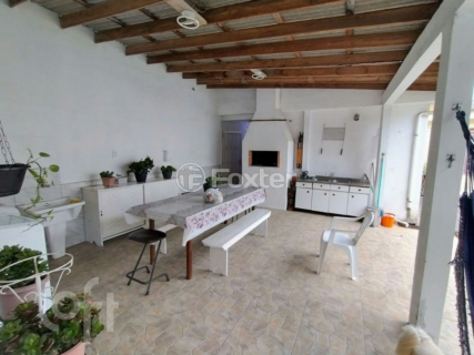 Image 42 - 1004433