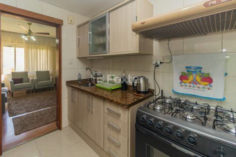 Image 9 - 1004470