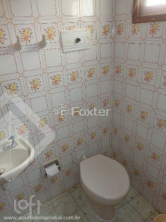 Image 7 - 1004498