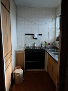 Image 11 - 1004500