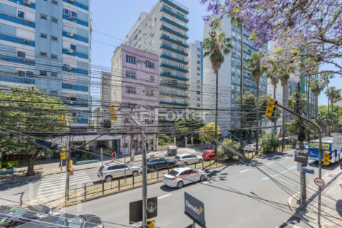 Image 37 - 1004617