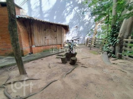 Image 36 - 1004634