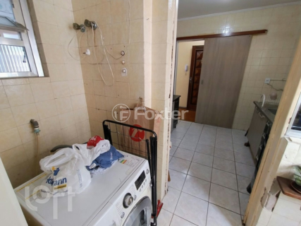 Image 33 - 1004634