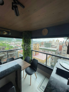 Image 8 - 1004650