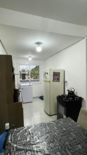 Image 2 - 1004682