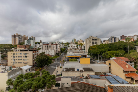 Image 4 - 1004701