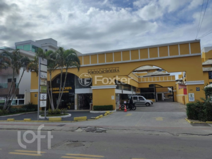 Image 33 - 1004717