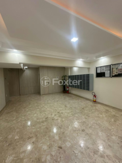 Image 8 - 1004745