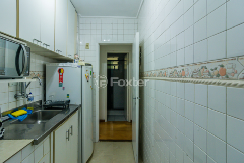 Image 8 - 1004762