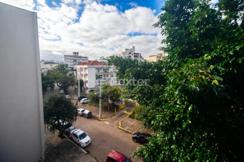 Image 4 - 1004768