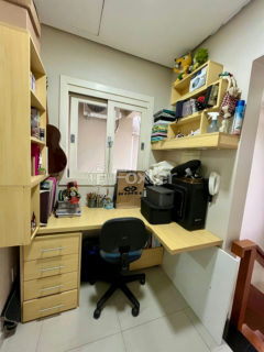Image 22 - 1004790