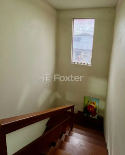 Image 21 - 1004790