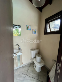 Image 4 - 1004790