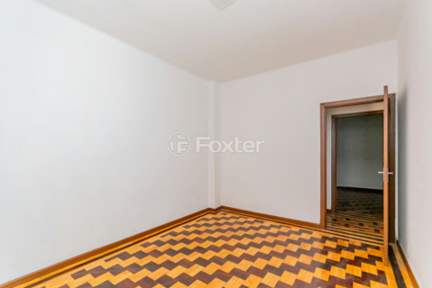 Image 7 - 1004807