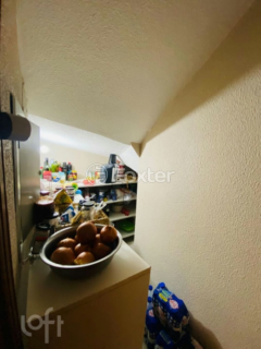 Image 31 - 1004847