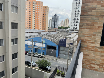 Image 9 - 1004860