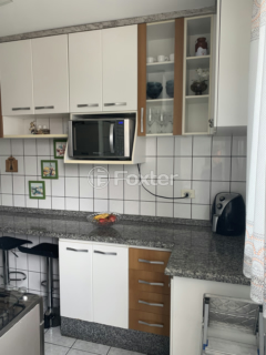 Image 6 - 1004933