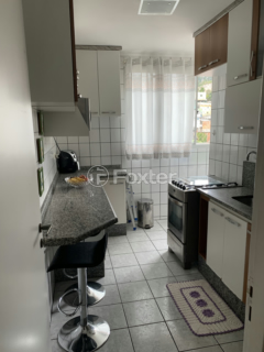 Image 4 - 1004933
