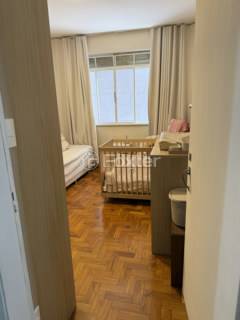 Image 11 - 1004944