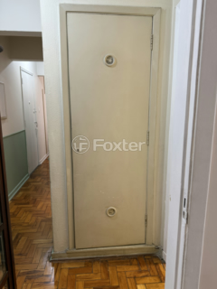 Image 6 - 1004944