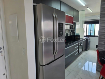 Image 4 - 1004976