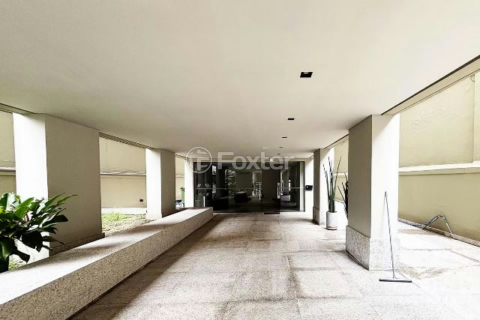 Image 7 - 1004983