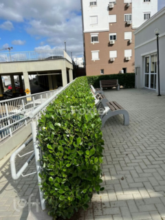 Image 2 - 1004987