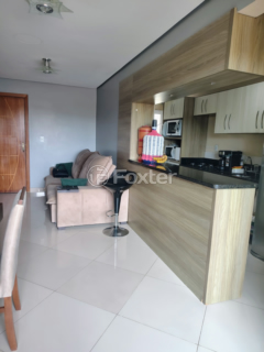Image 17 - 1005024