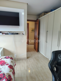 Image 4 - 1005024